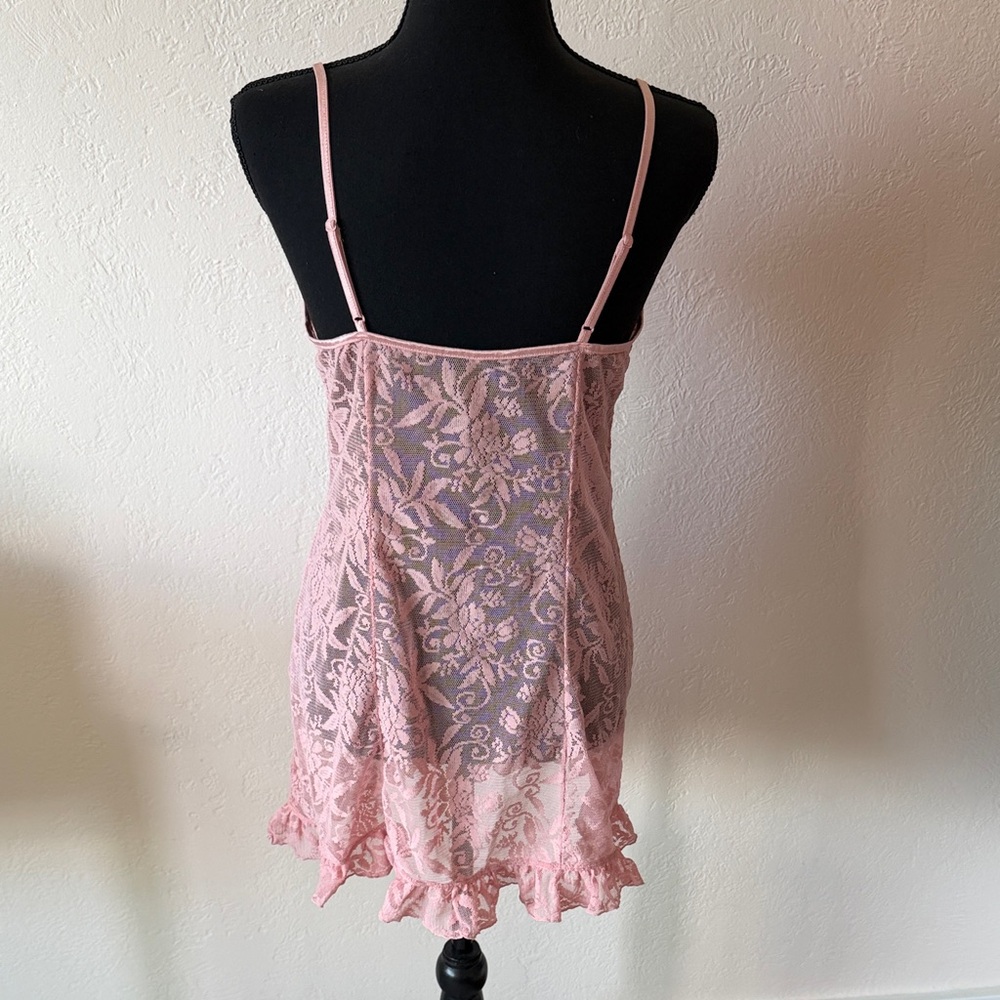 VINTAGE Elegant Pink Lace Chemise - Picture 3 of 3